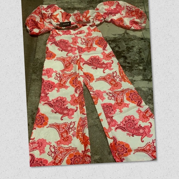 2 piece pink and white matching set - Picture 3 of 3